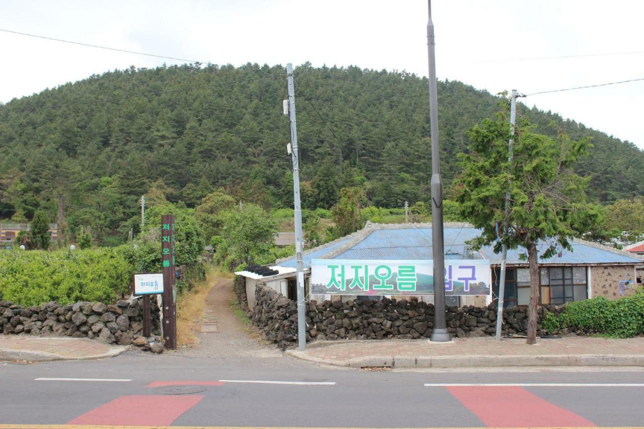 Jeju Oreum Pension エクステリア 写真